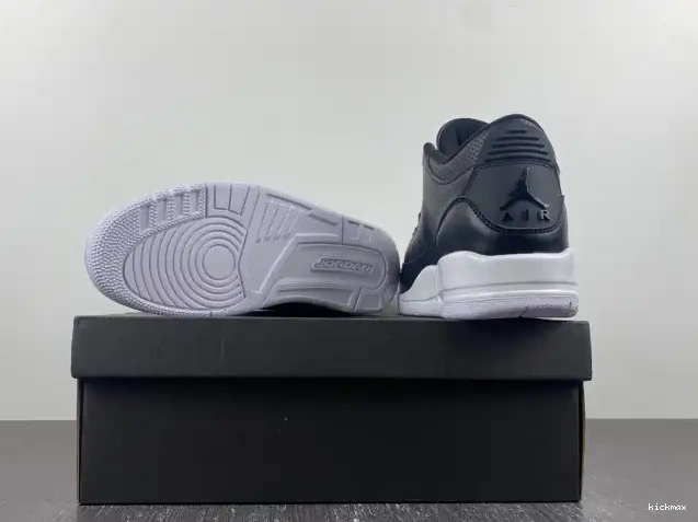 Rep MAX (2016) Jordan Cyber 3 Monday 136064-020 Retro 0531